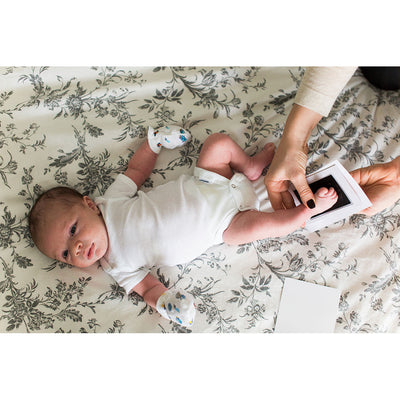 pearhead's babyprints photo ornament